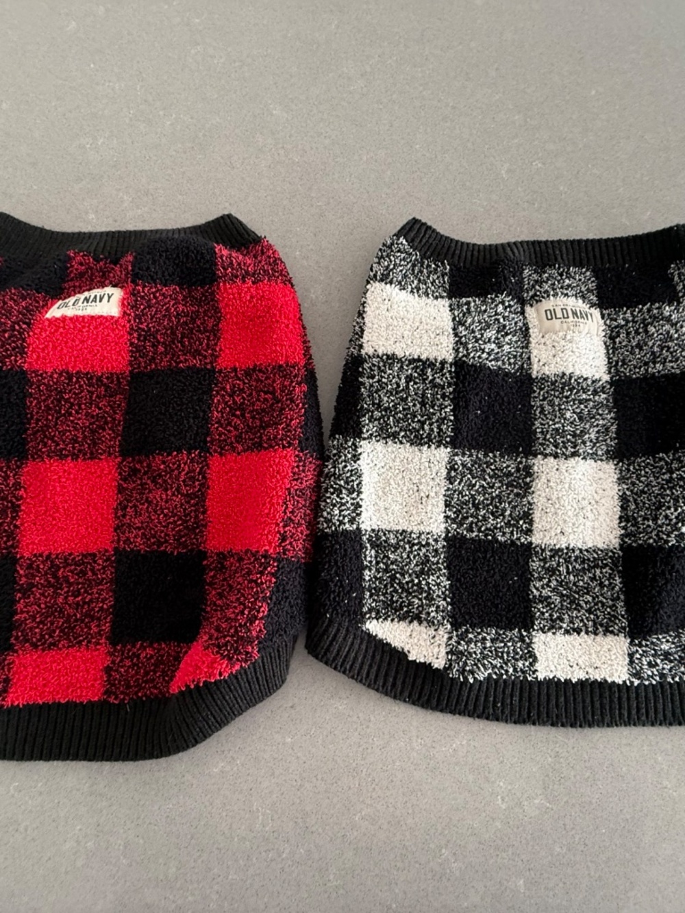 2 Old Navy Dog Large Buffalo and White Plaid Sweaters EUC
